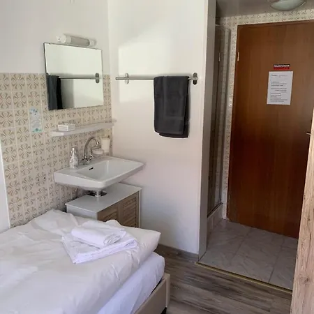 Bed and breakfast Zur Sonnenalb