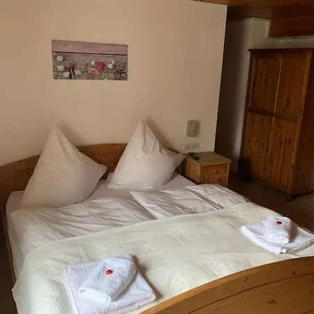 Zur Sonnenalb 3* Sonnenbühl