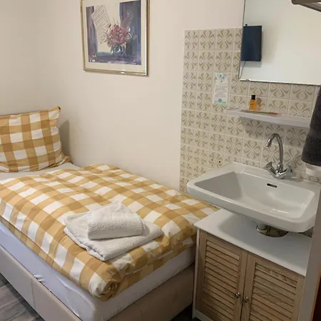 Bed and breakfast Zur Sonnenalb